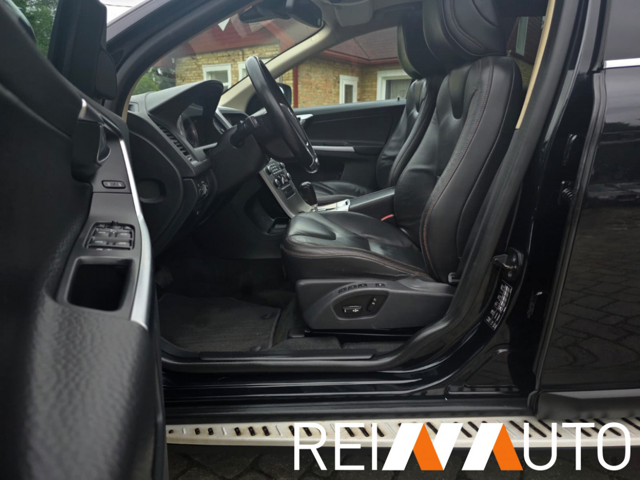 Volvo XC60 D5 AWD Summum