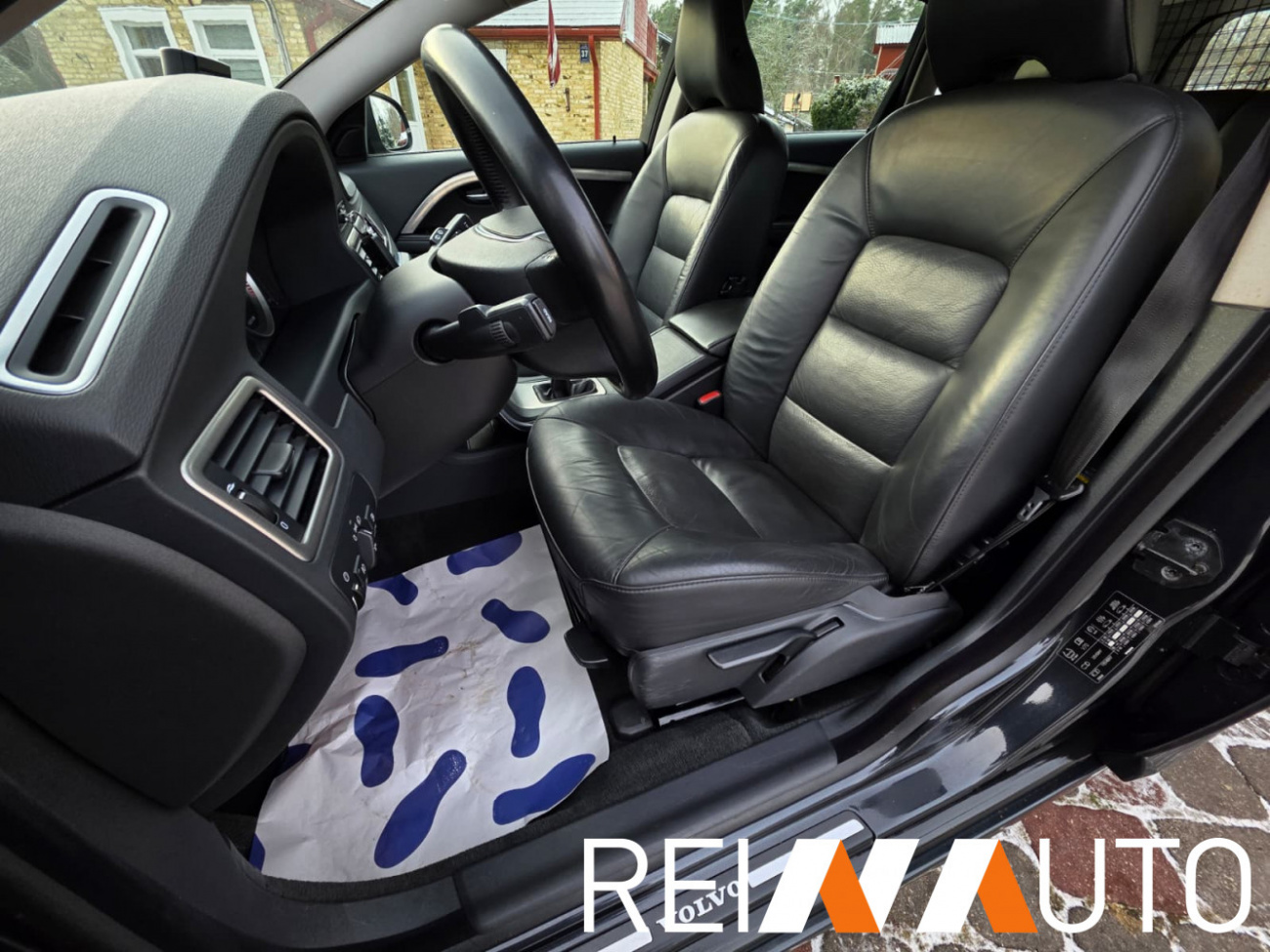 Volvo V70 Momentum D3