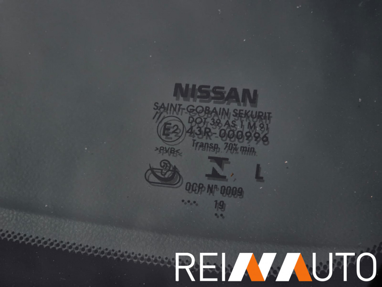 Nissan Leaf Blue