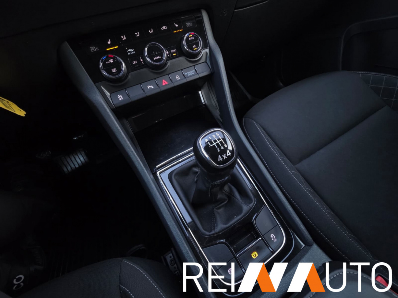 &Scaron;koda Karoq Ambition 4x4