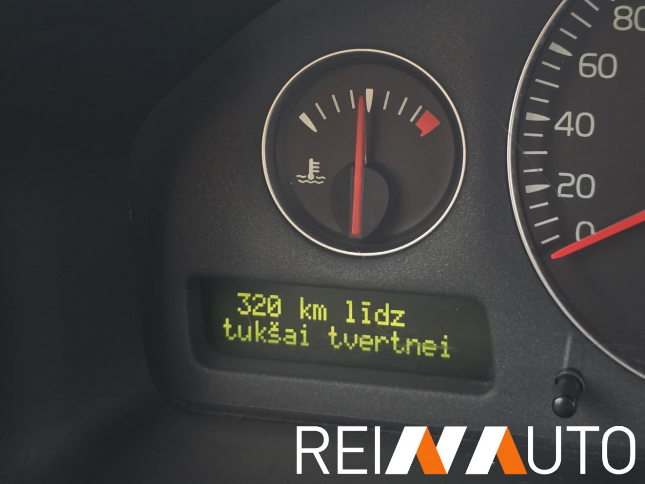 Volvo V70 Willow Green