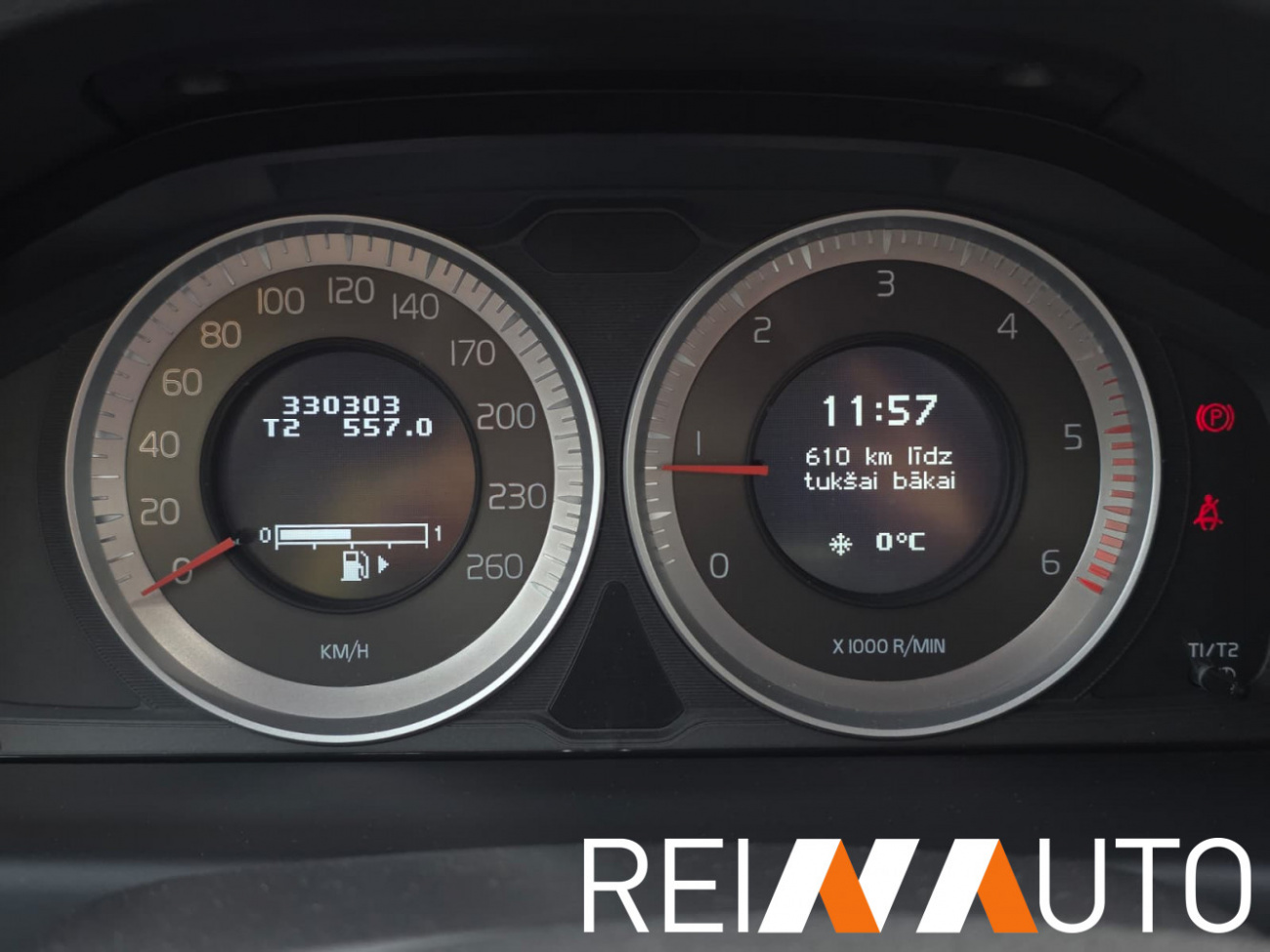 Volvo V70 Momentum D3