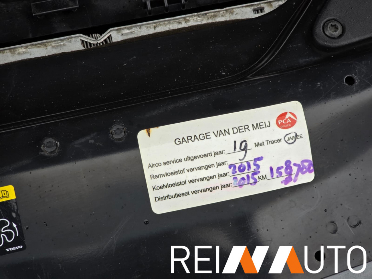 Volvo V70 Momentum Grijs