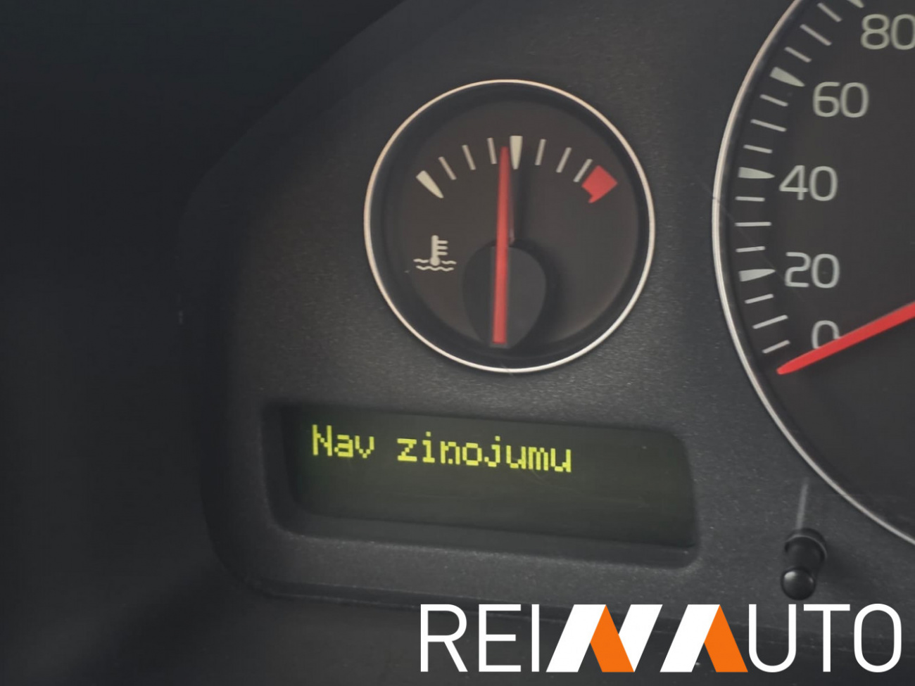 Volvo V70 Willow Green