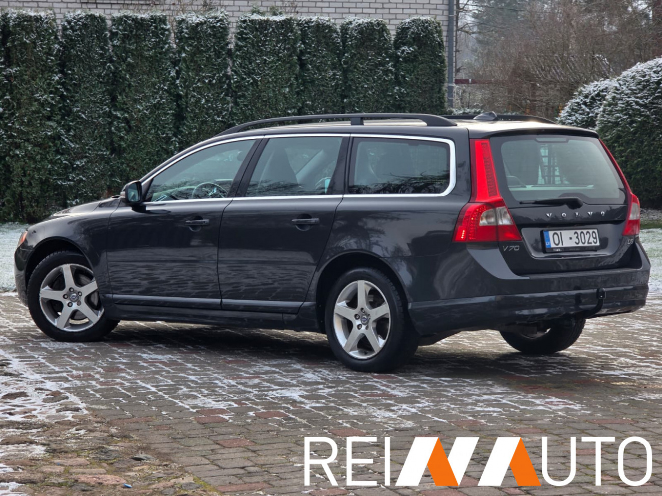 Volvo V70 Momentum D3