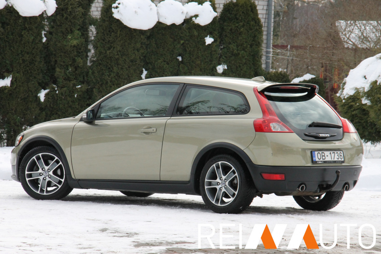 Volvo C30 Willow Green