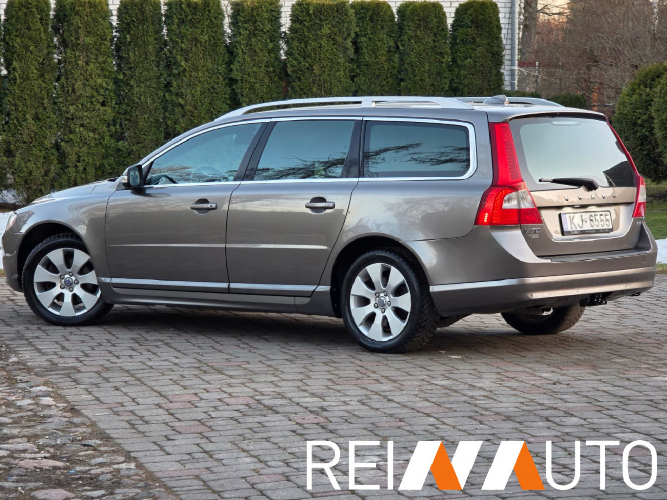 Volvo V70 Summum