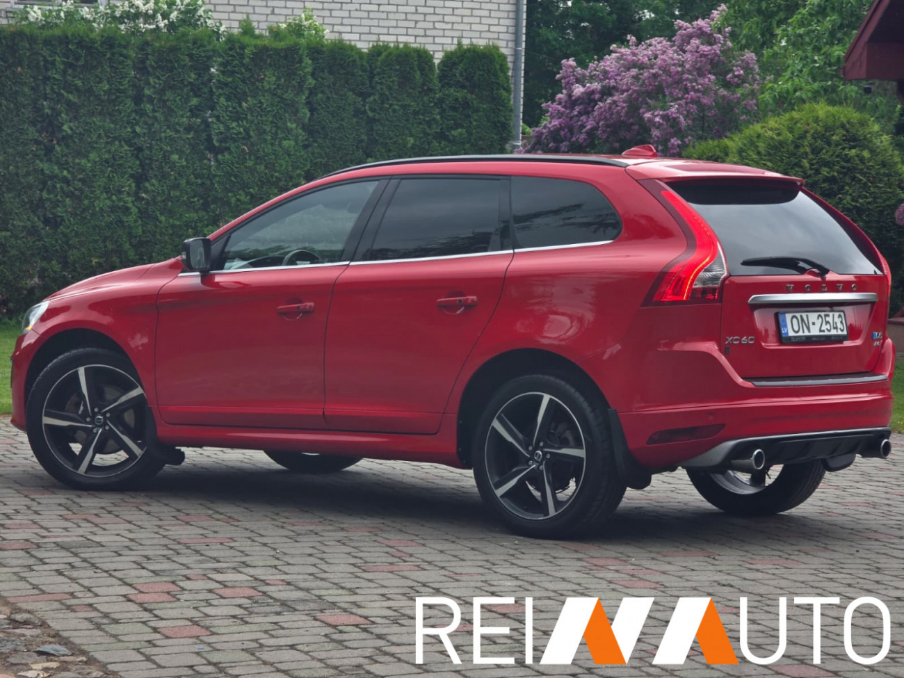Volvo XC60 R-Design Polestar