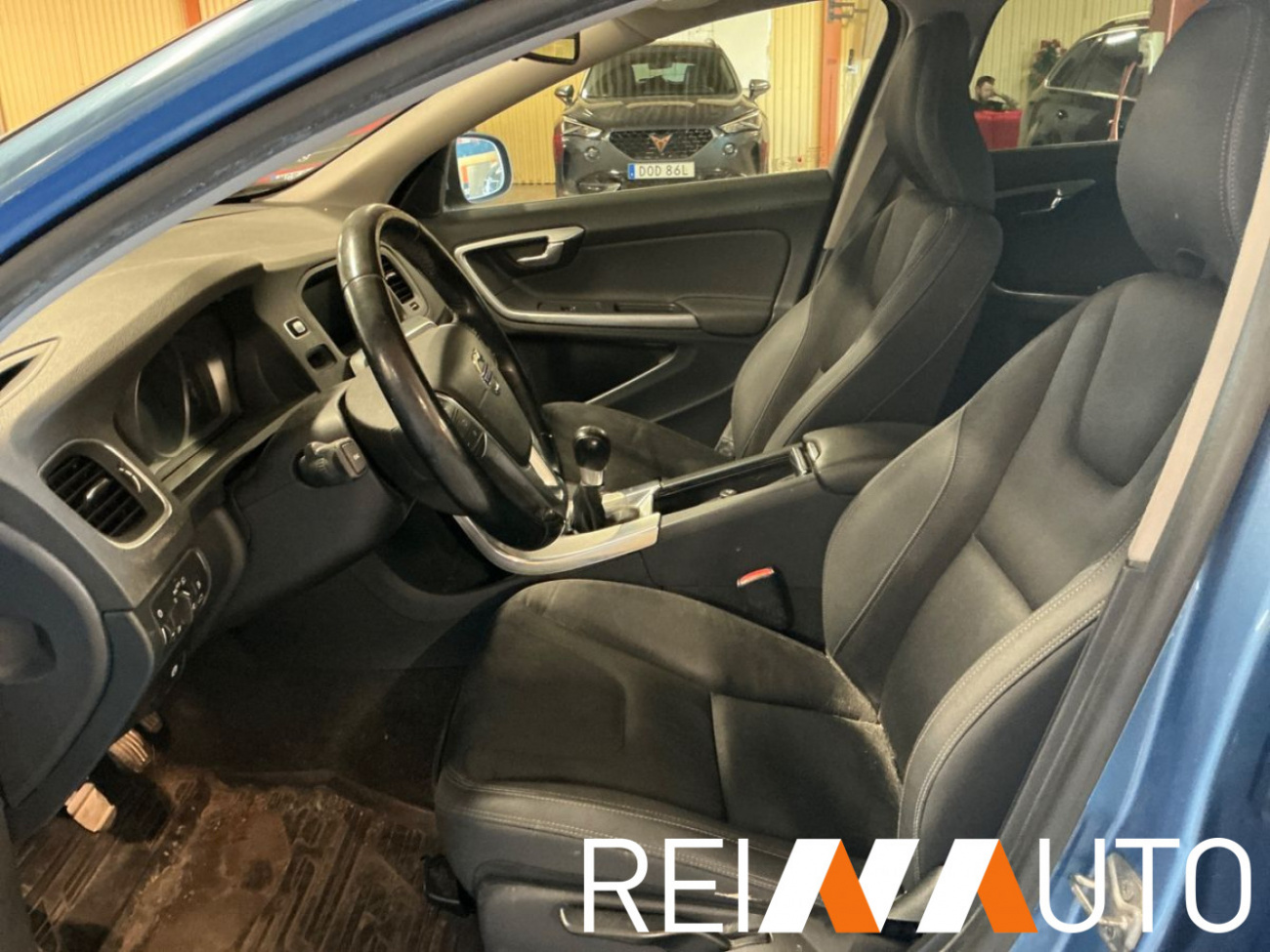 Volvo V60 Momentum Facelift