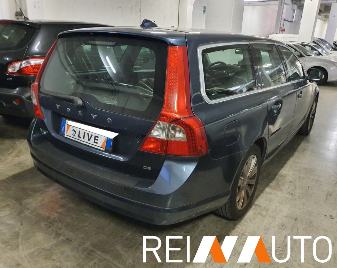 Volvo V70 Summum D5