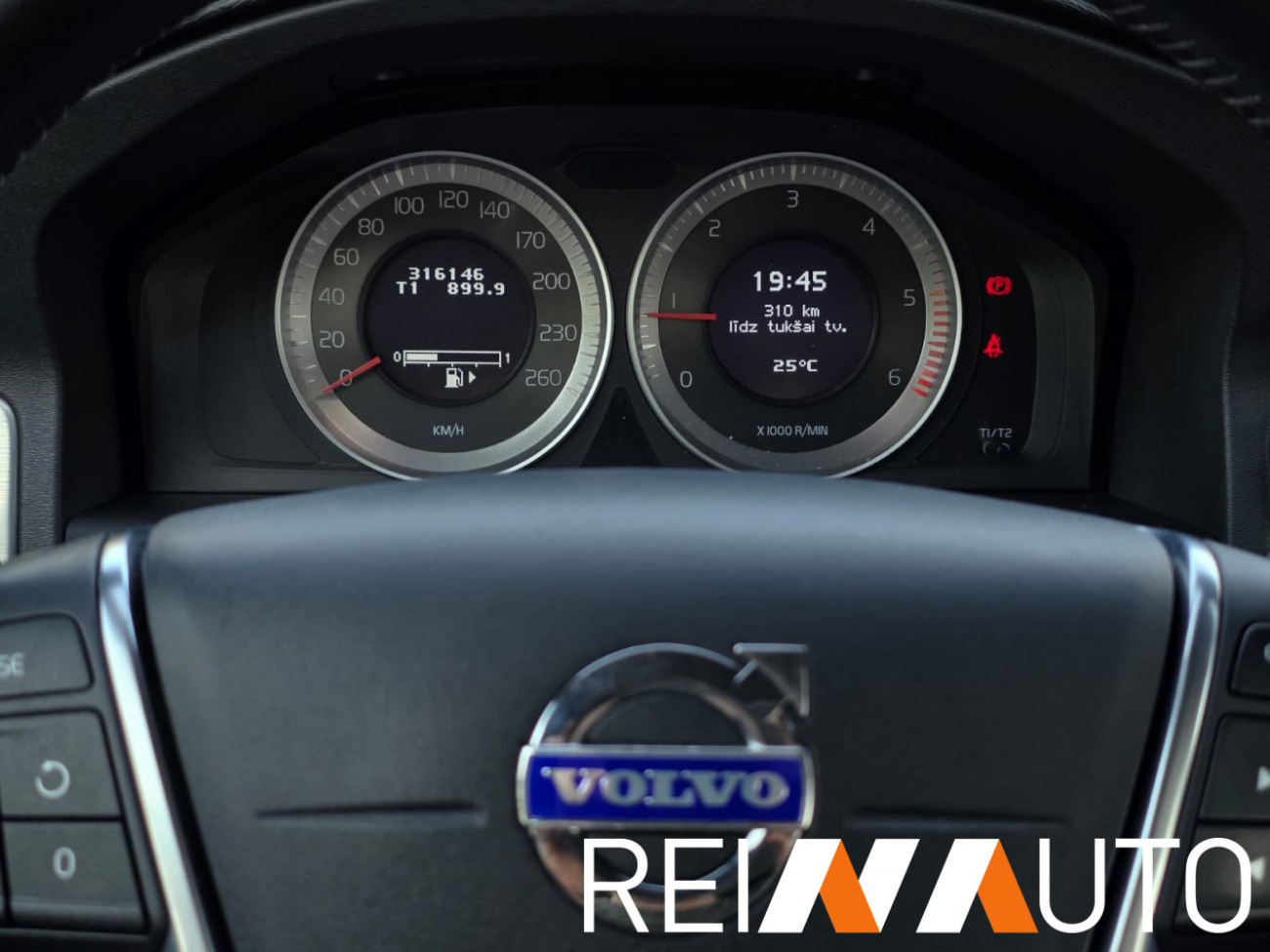 Volvo V70 D4 Momentum