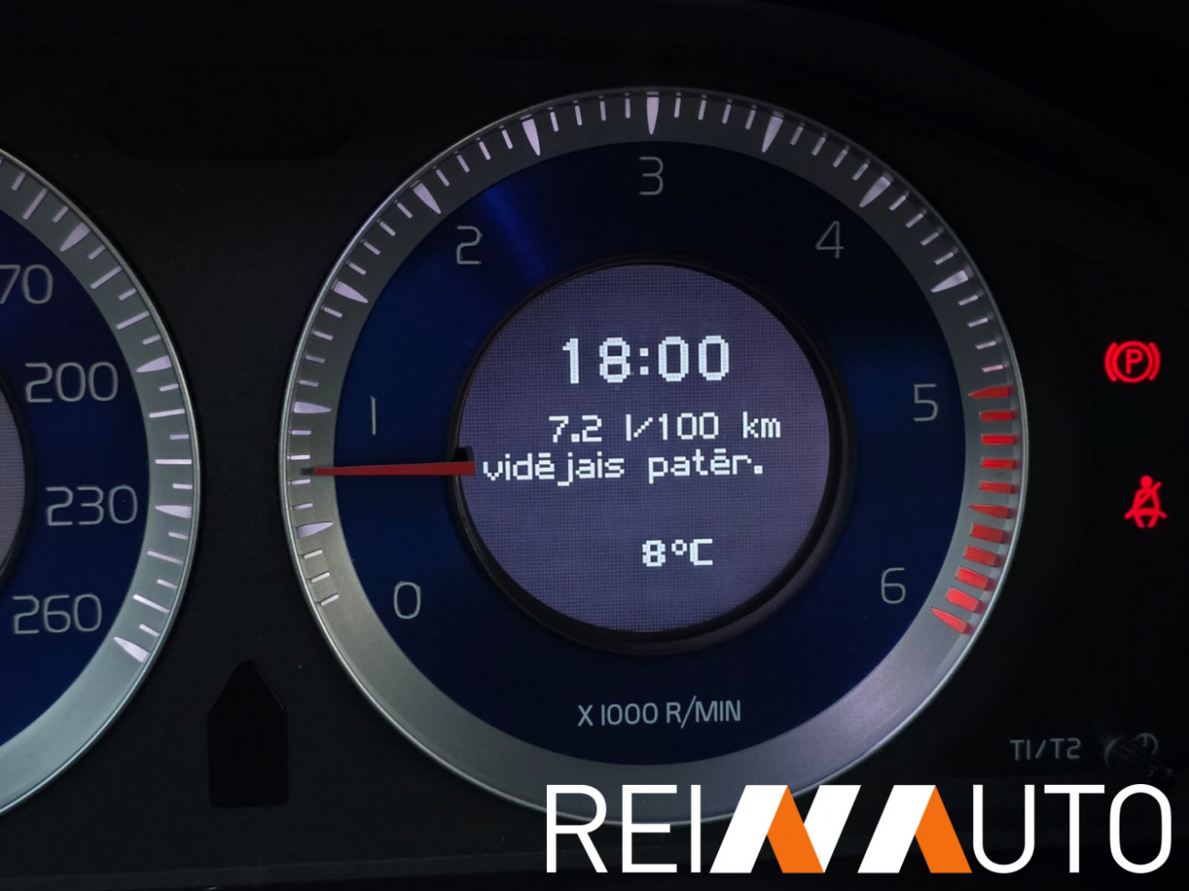 Volvo XC60 R-Design DRIVe