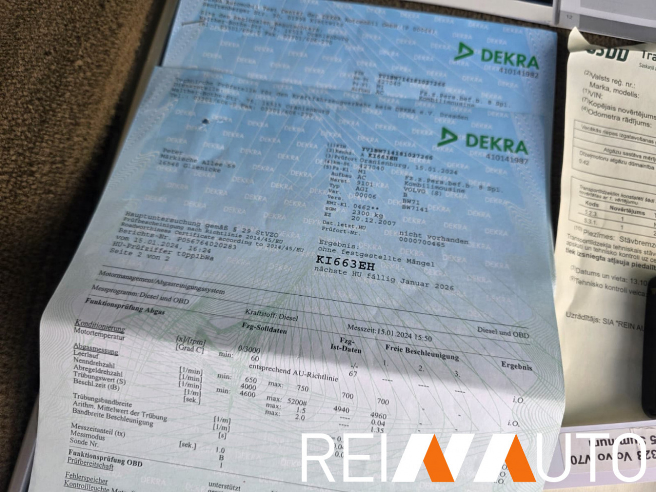 Volvo V70 D5 Summum Seashell