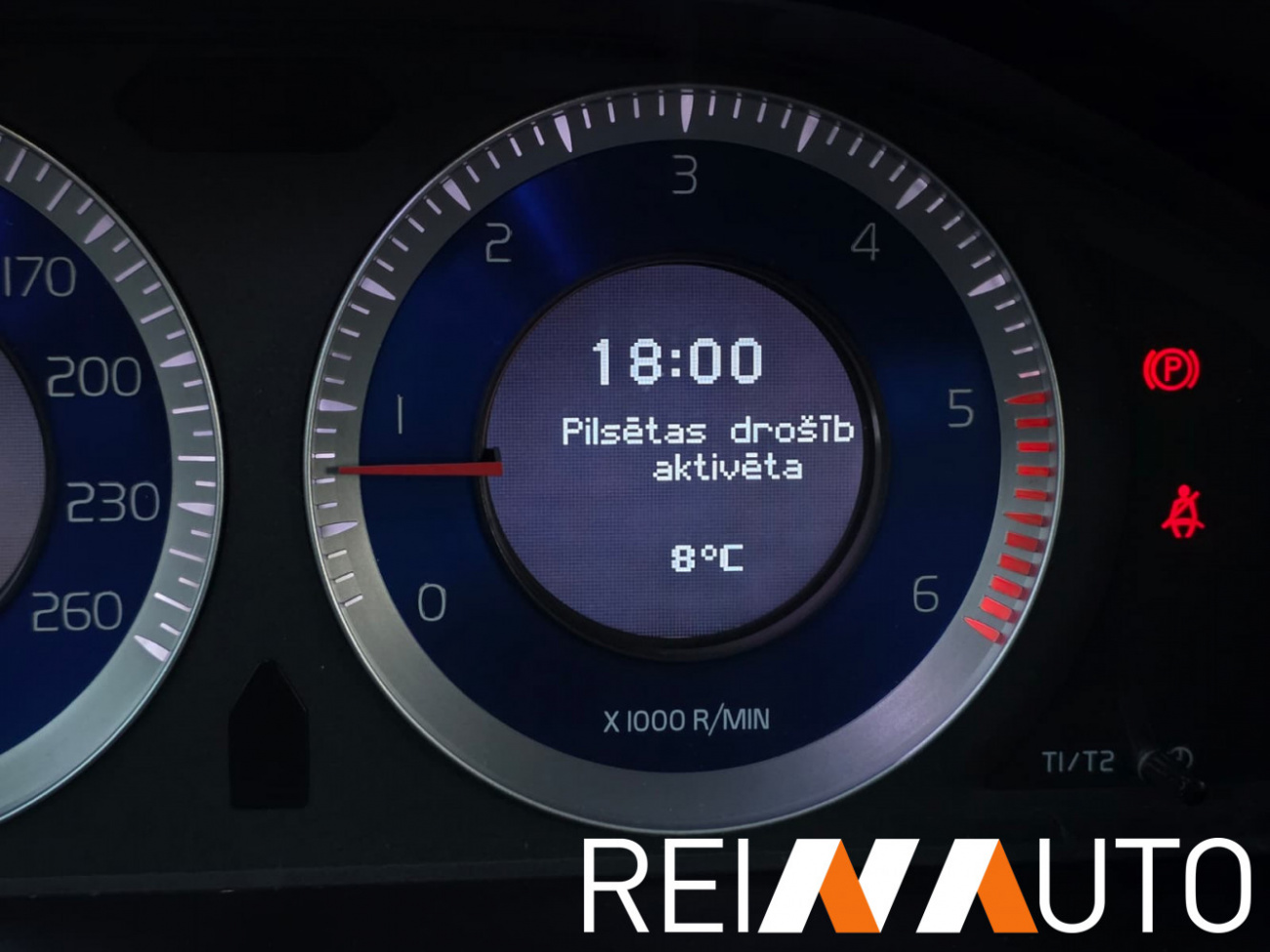 Volvo XC60 R-Design DRIVe