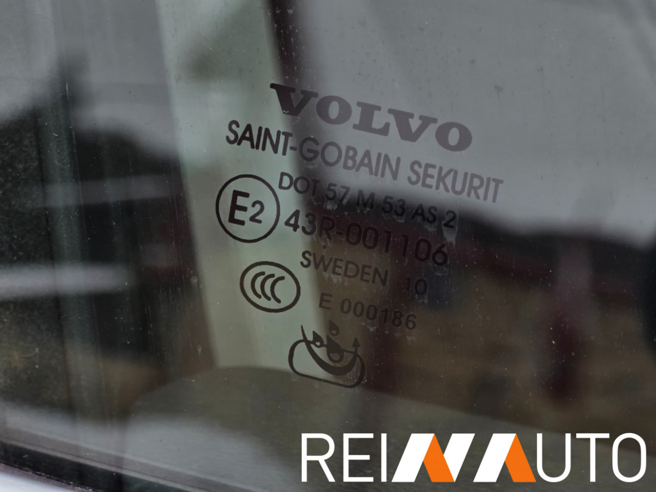 Volvo V70 Summum Cherry