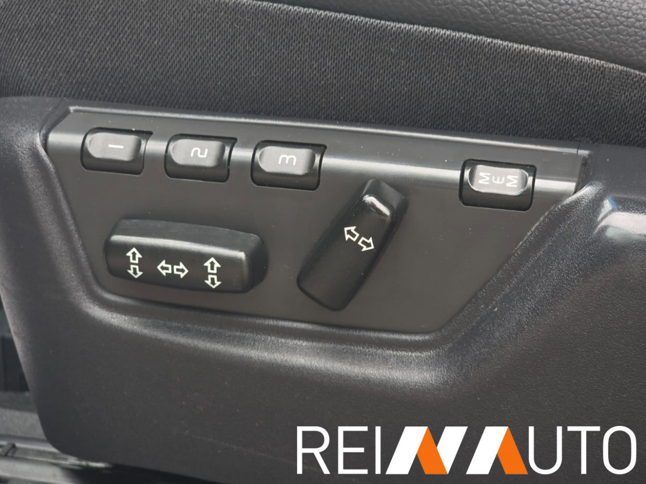 Volvo XC90 Executive Edition