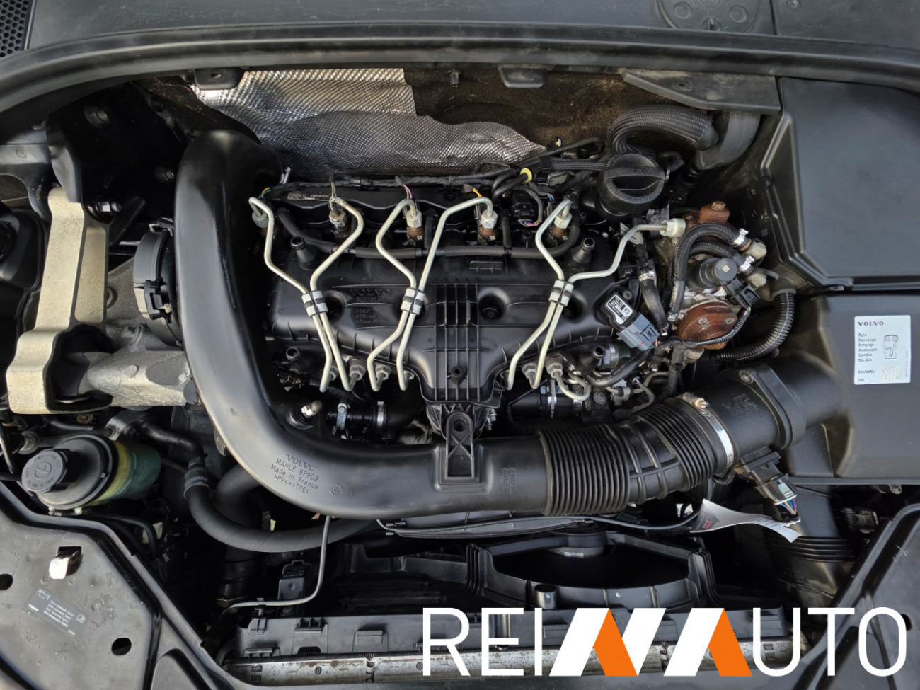 Volvo V70 Momentum D3