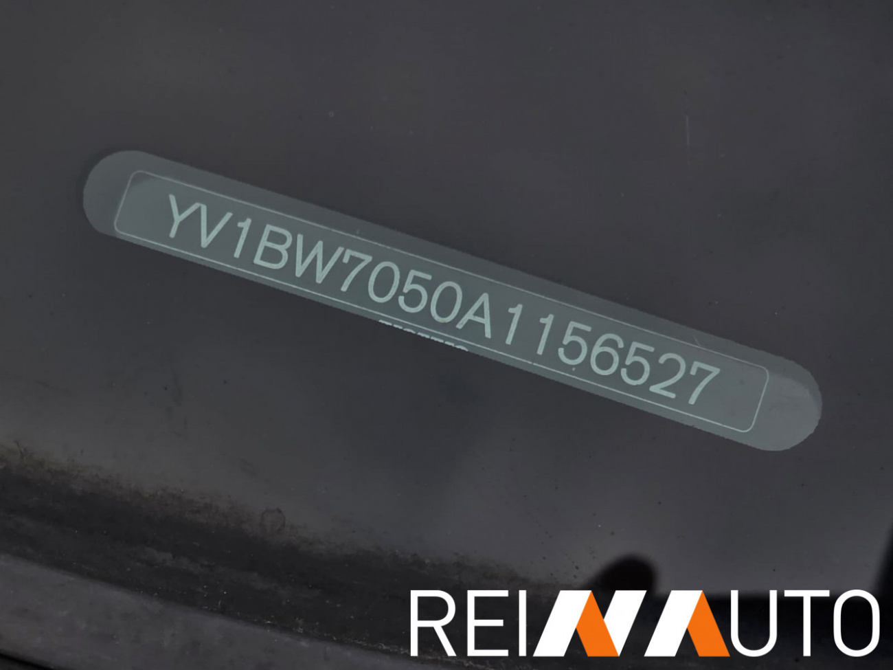 Volvo V70 Summum Cherry