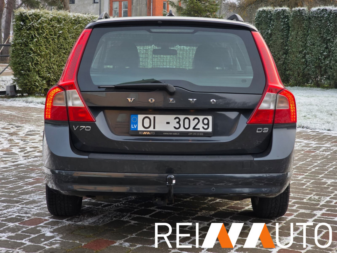 Volvo V70 Momentum D3