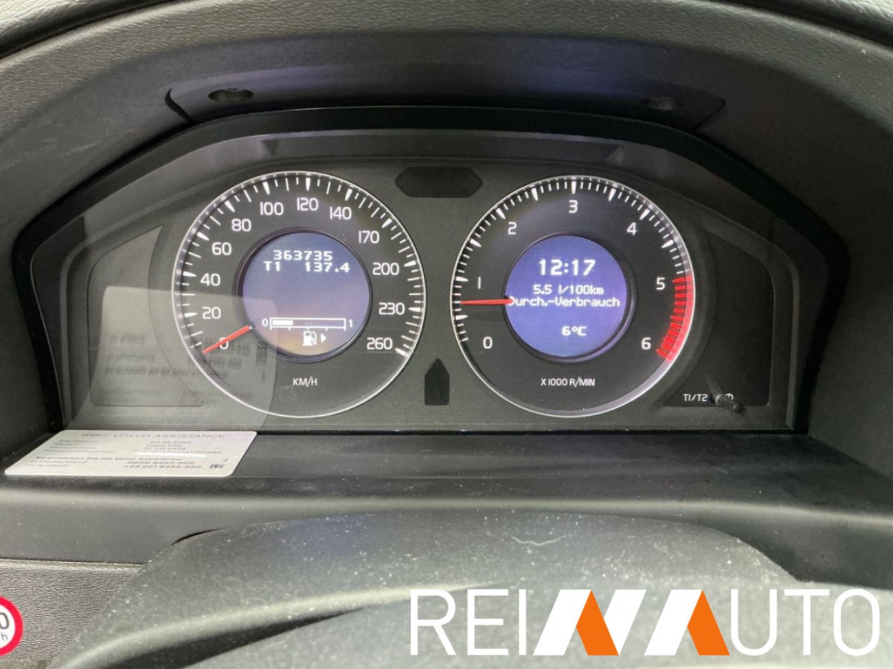 Volvo V70 Momentum Bruin