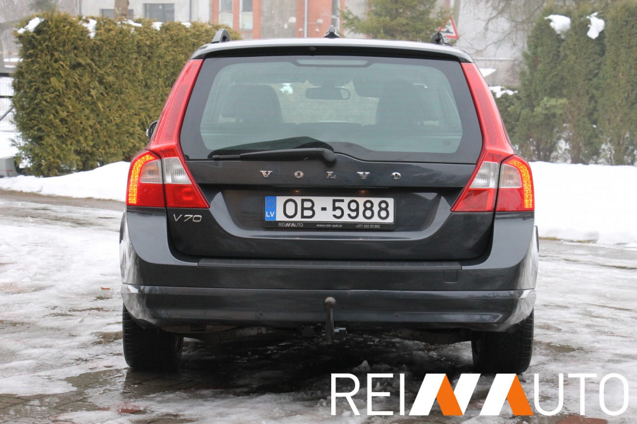 Volvo V70 Summum D5