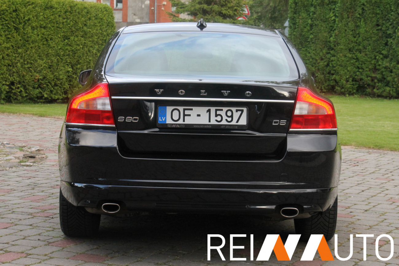 Volvo S80 Momentum D5