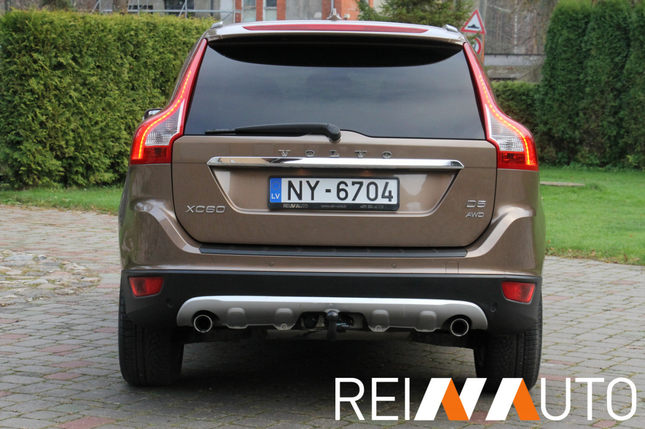 Volvo XC60 Summum D5