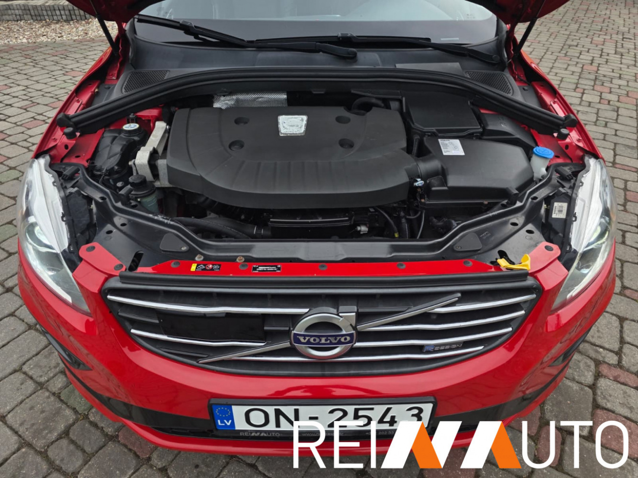 Volvo XC60 R-Design Polestar