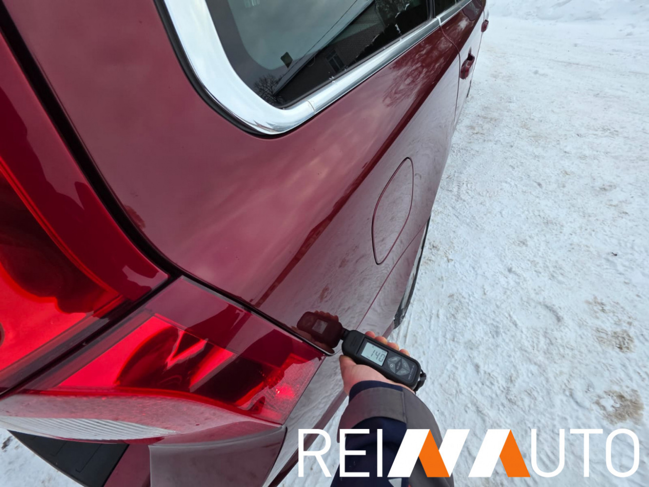 Volvo V70 Summum Cherry