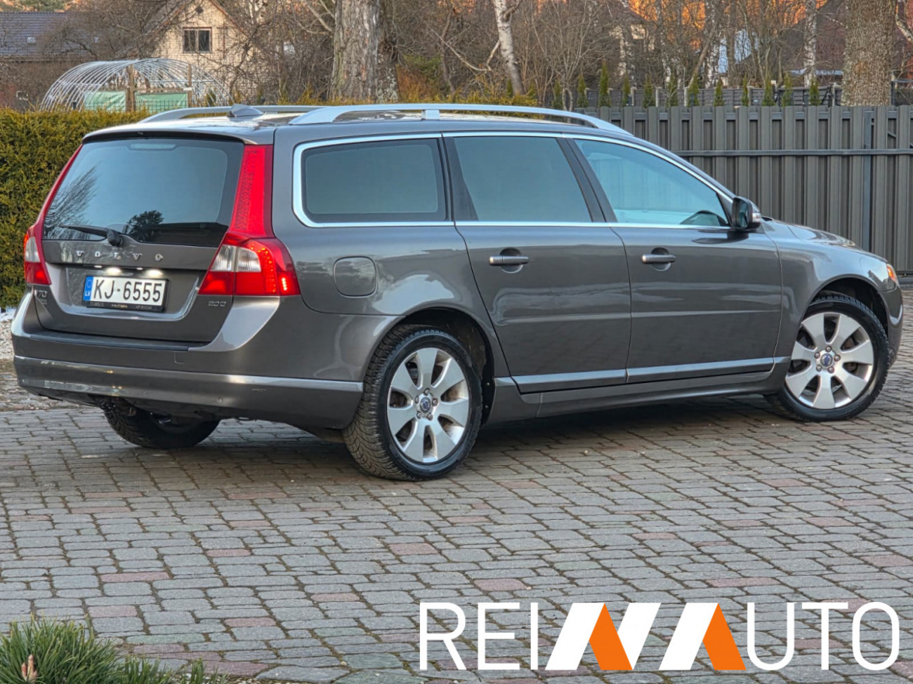 Volvo V70 Summum