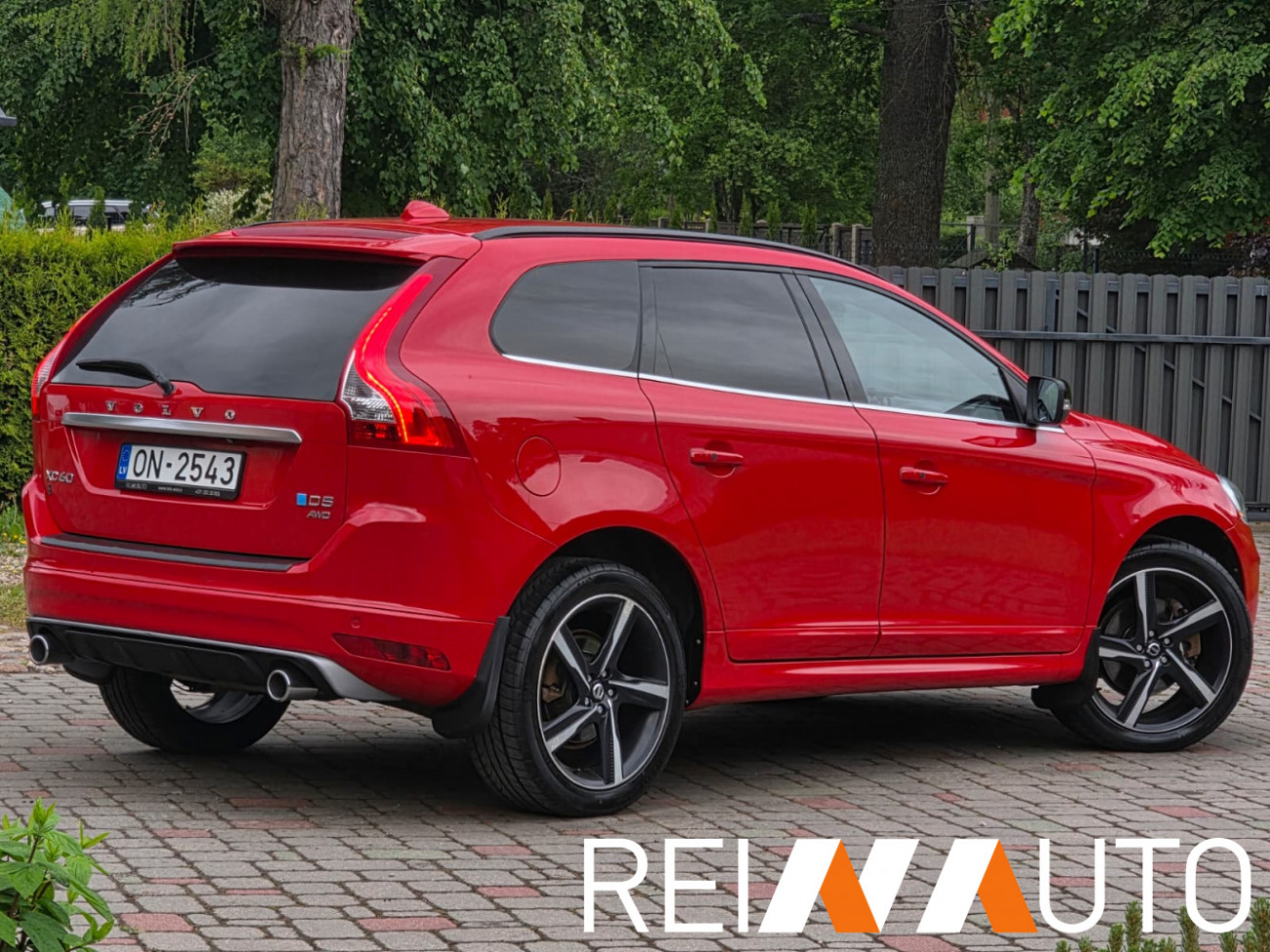 Volvo XC60 R-Design Polestar