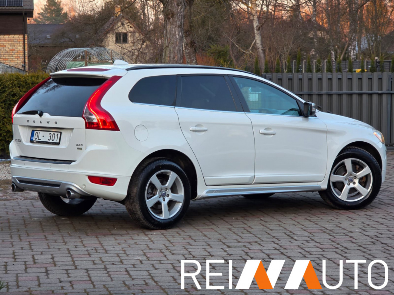 Volvo XC60 R-Design DRIVe