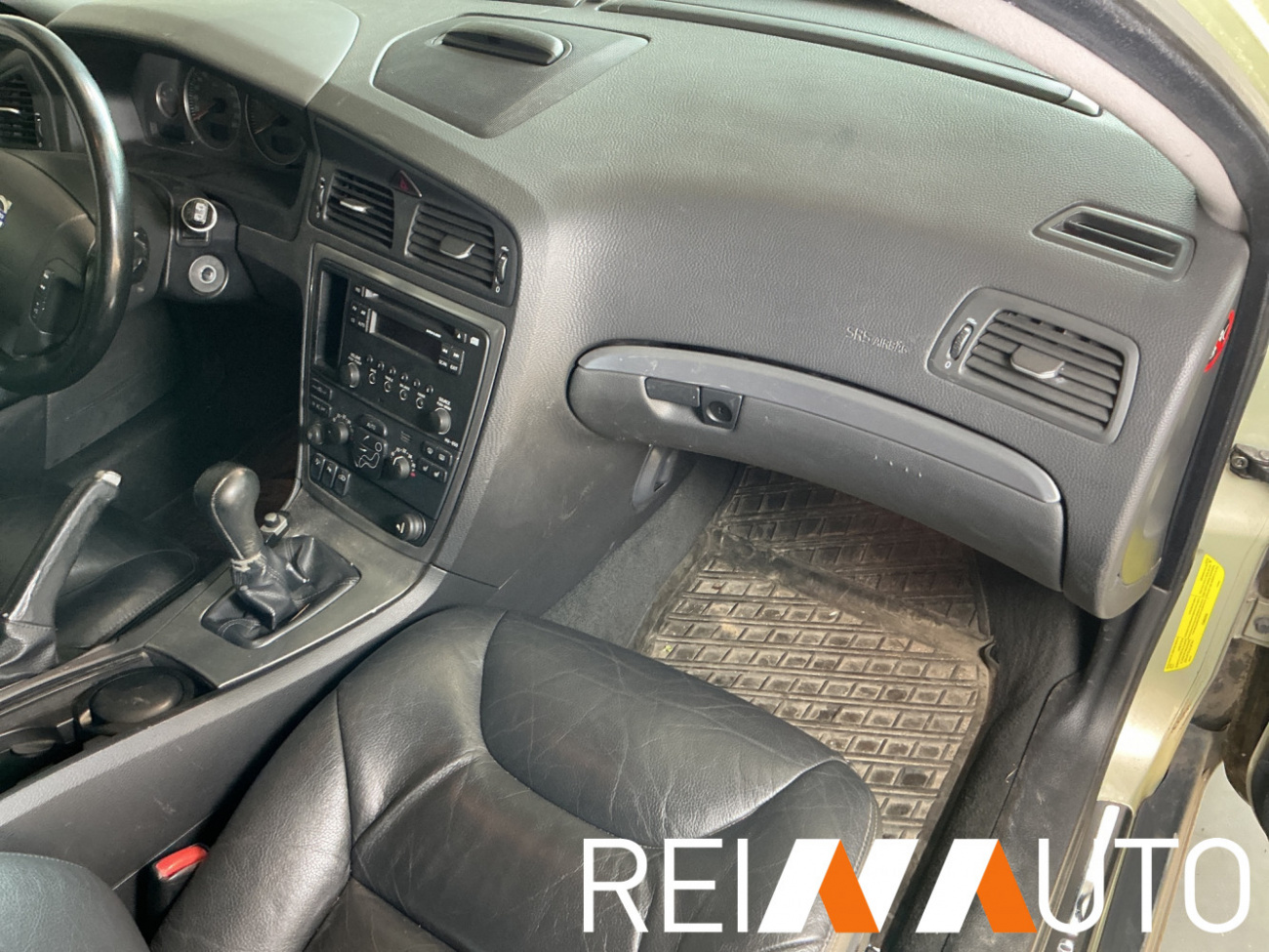 Volvo V70 Willow Green