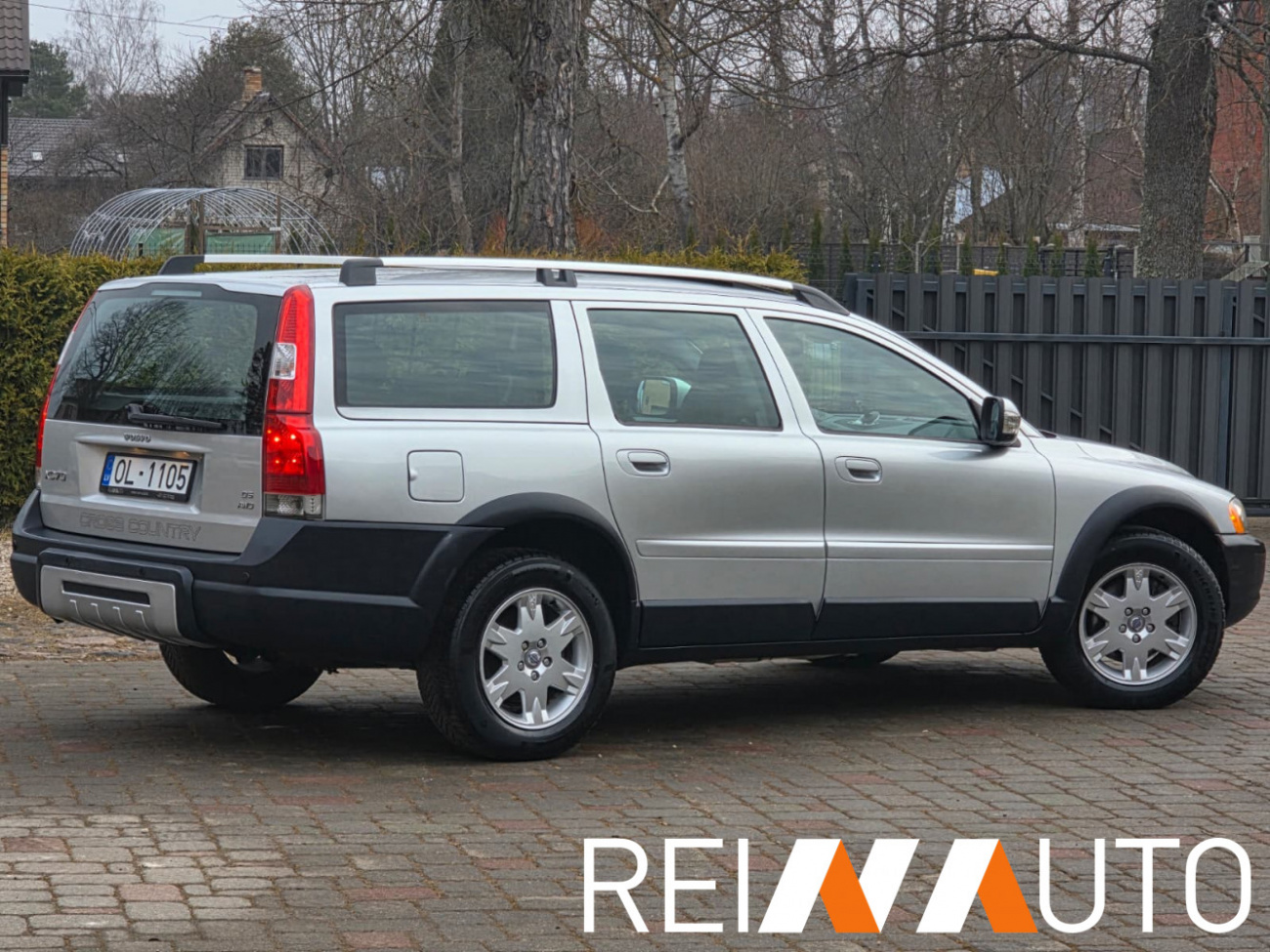 Volvo XC70 Momentum AWD