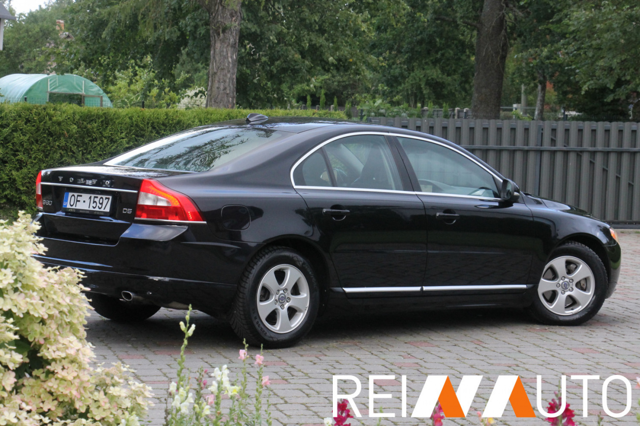 Volvo S80 Momentum D5