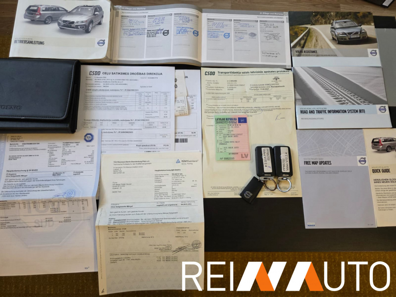 Volvo V70 Summum Cherry