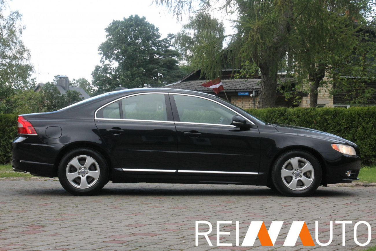 Volvo S80 Momentum D5