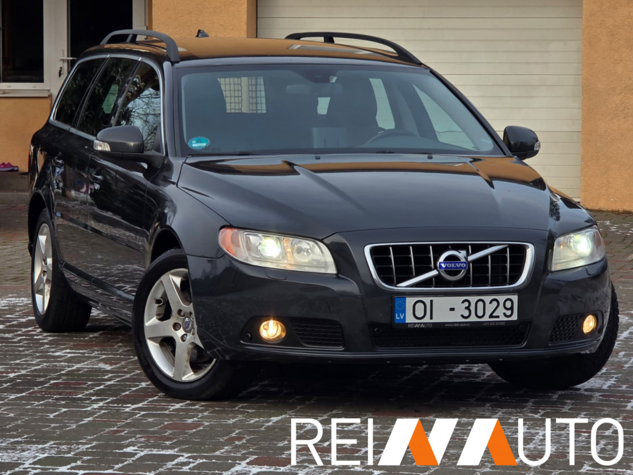 Volvo V70 Momentum D3
