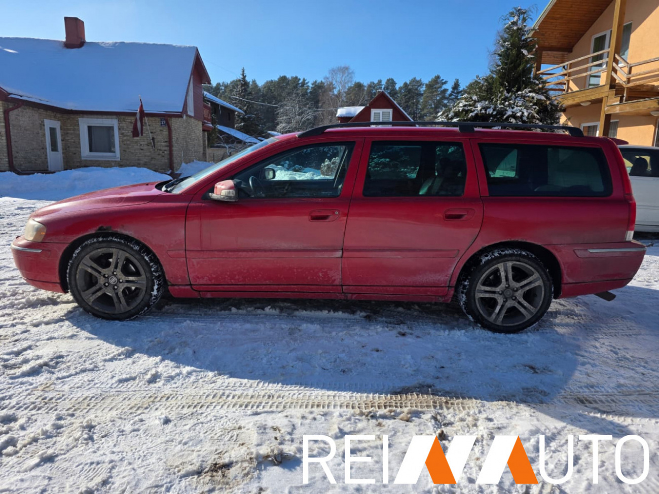 Volvo V70 Summum Sweden Red