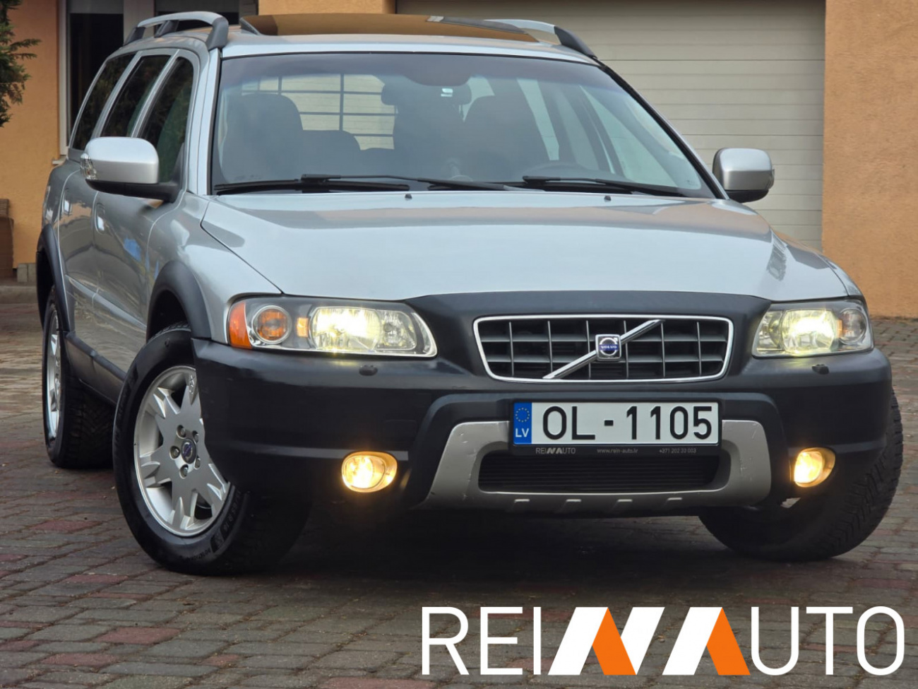 Volvo XC70 Momentum AWD