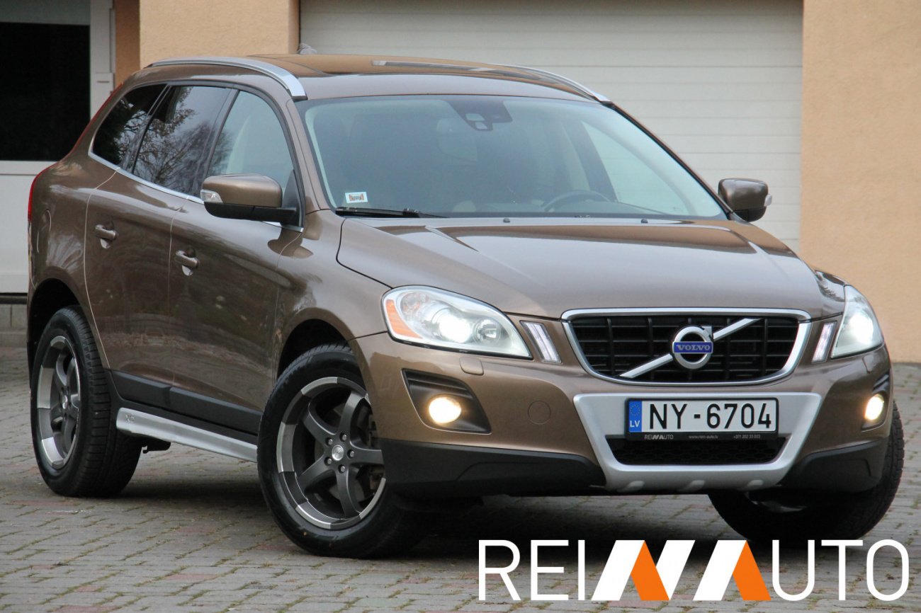 Volvo XC60 Summum D5