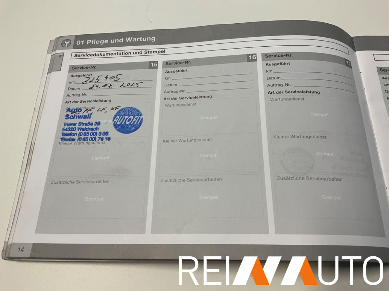 Volvo V70 Momentum Beige