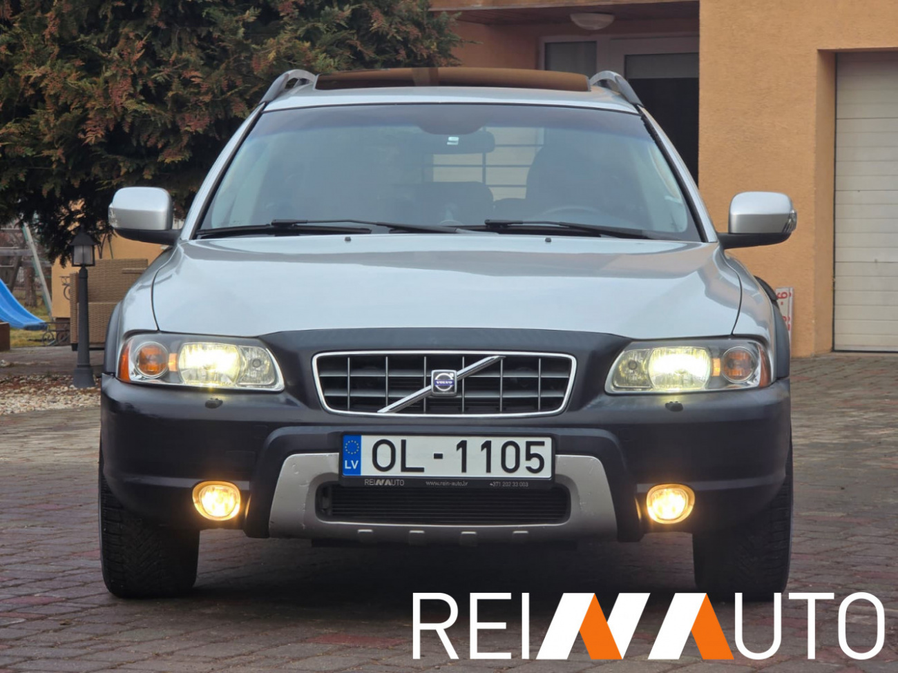 Volvo XC70 Momentum AWD