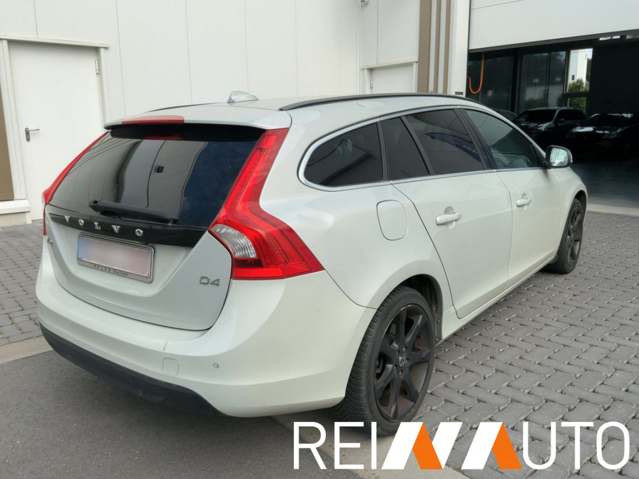 Vovlo V60 Summum D4
