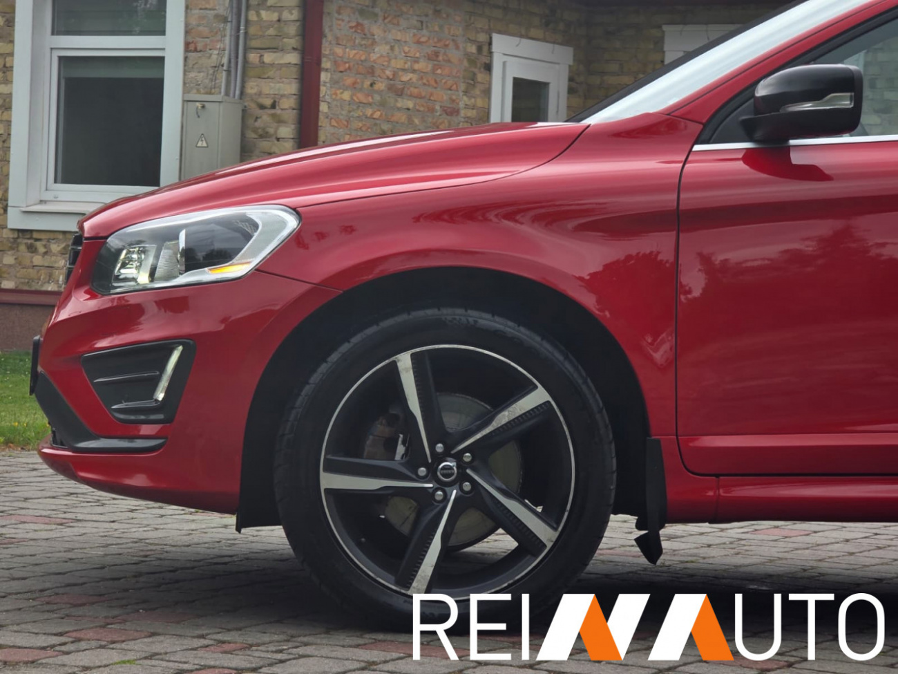 Volvo XC60 R-Design Polestar