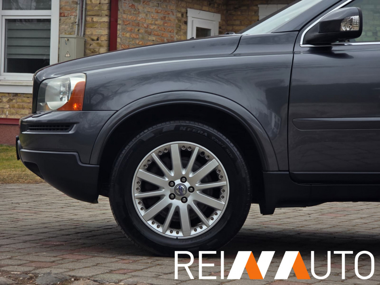 Volvo XC90 Executive Edition