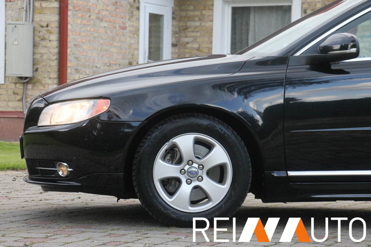 Volvo S80 Momentum D5